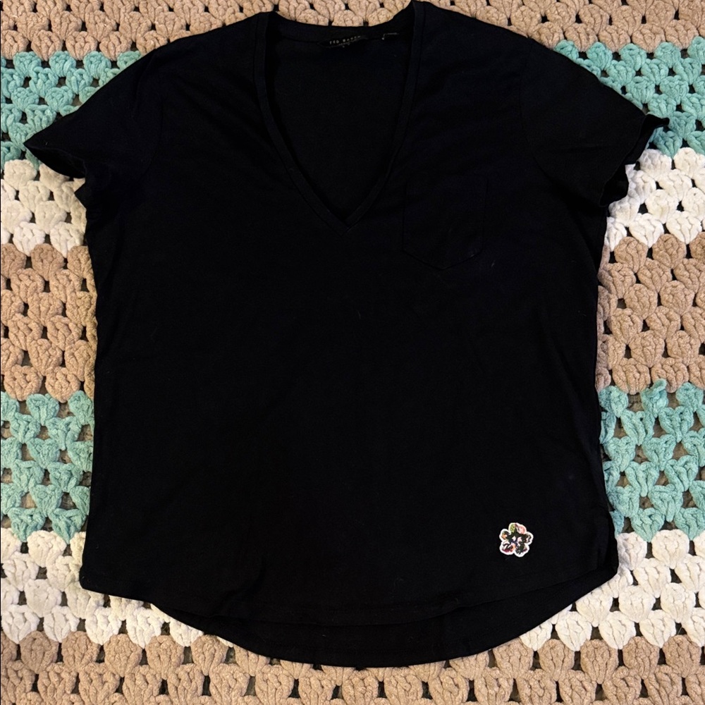 Ted Baker Black V-Neck Oversize Short Sleeve Top Shirt Womans sz 2